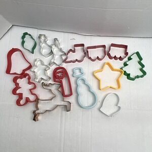 16 Piece Christmas Cookie Cutters - Plastic And Metal